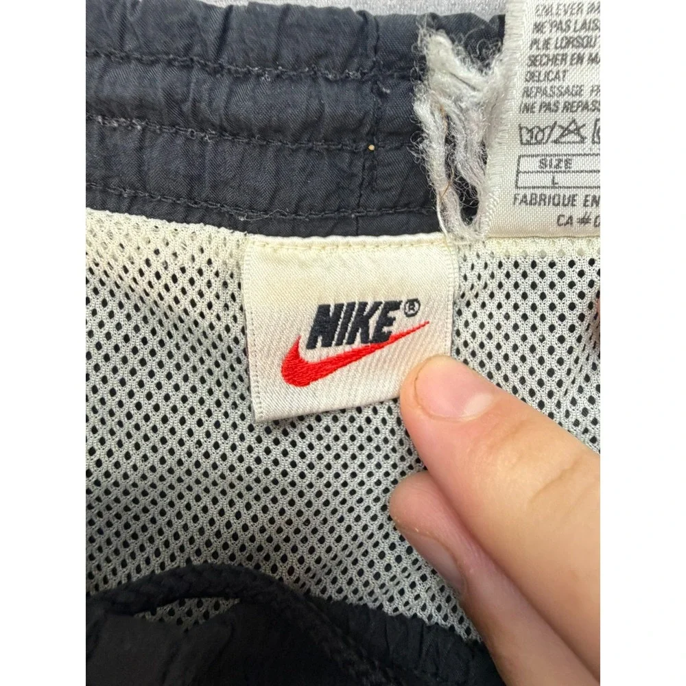 Nike Black 100% Nylon Men Swim Trunks Bottoms Size Large